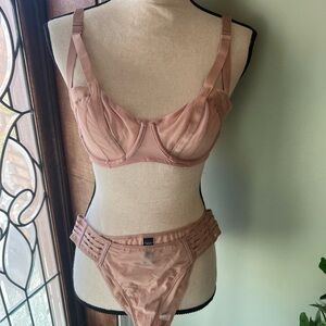 Victoria's Secret Very Sexy Luxe Set